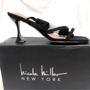 NWT, Kidy heel wrap black sandals, size 7.5